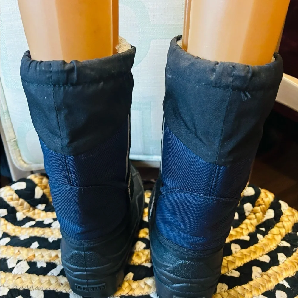 L.L. Bean Kids Black Snow Boots